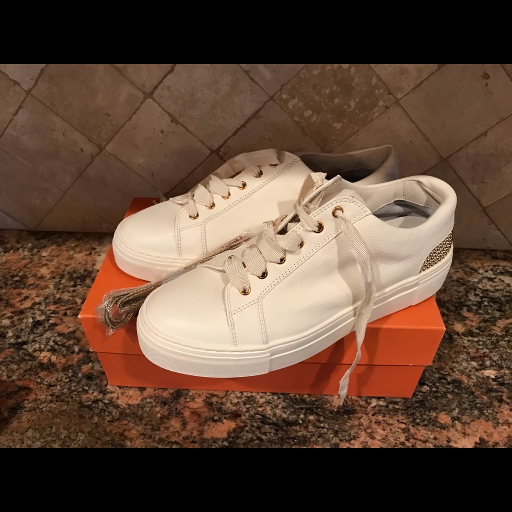 AGL cream gold studs sneakers 39.5 9 new